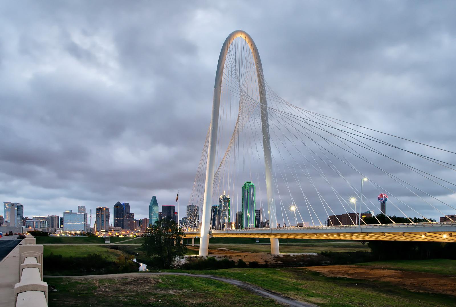 dallas-government-to-save-80-million-by-turning-to-wind-and-solar